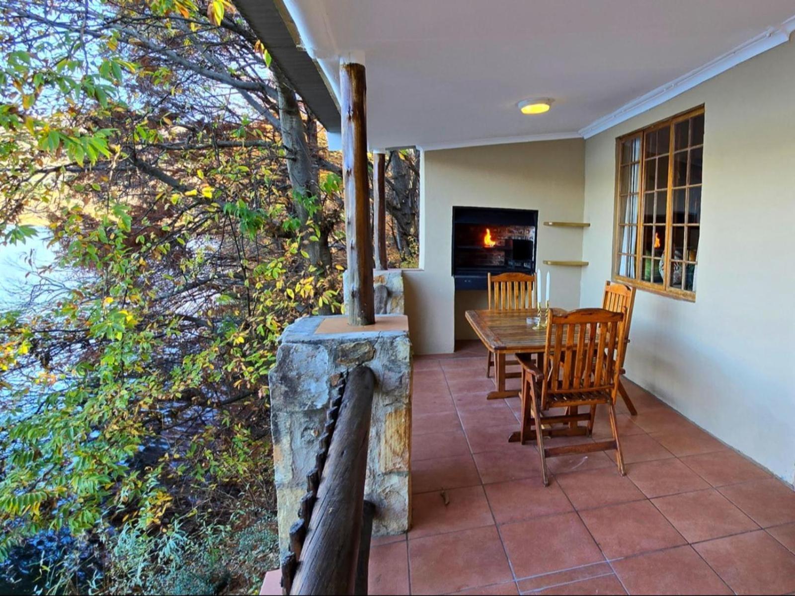 Lake Naverone Holiday Cottages Drakensberg Garden Buitenkant foto
